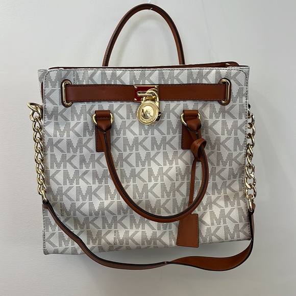 Michael Kors Logo Tote Bag - Leather Bag - Designer - Excellent Condition - Picture 1 of 6